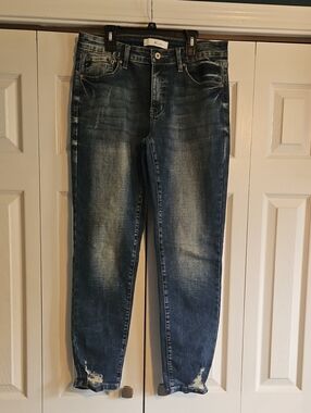 KanCan Women's Skinny Jeans - Medium/Dark Blue Distressed Wash